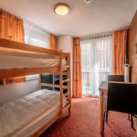 Hotel Les Amis 3*