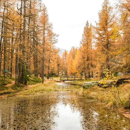 Les Amis Ξενοδοχείο