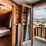 Hotel Les Amis 3*
