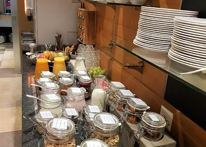 Les Amis ホテル 3*