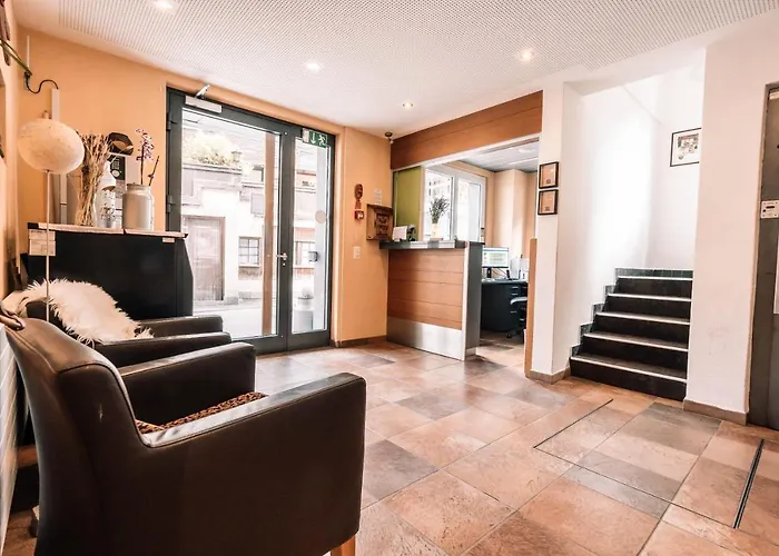 Les Amis サース フェー