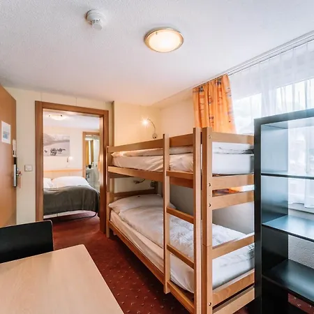 Les Amis Hotell 3*